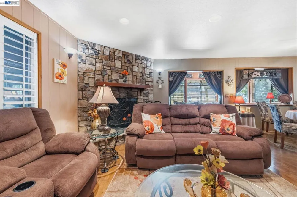 24217 Appaloosa Way Sonora, CA 95370