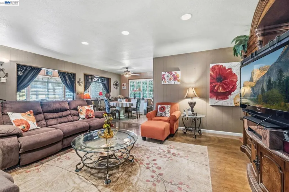 24217 Appaloosa Way Sonora, CA 95370