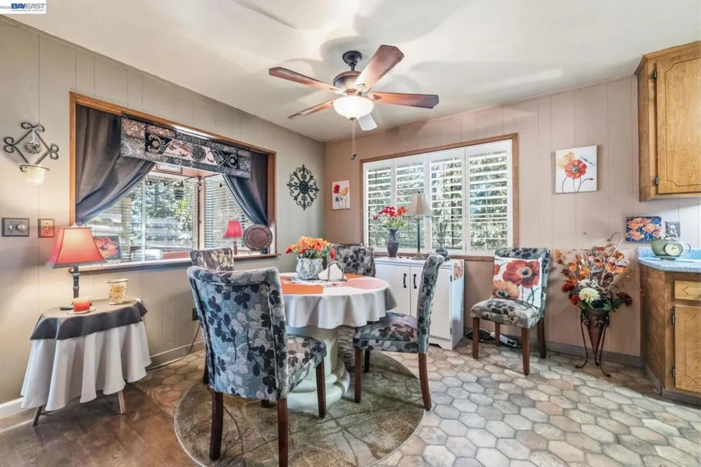 24217 Appaloosa Way Sonora, CA 95370