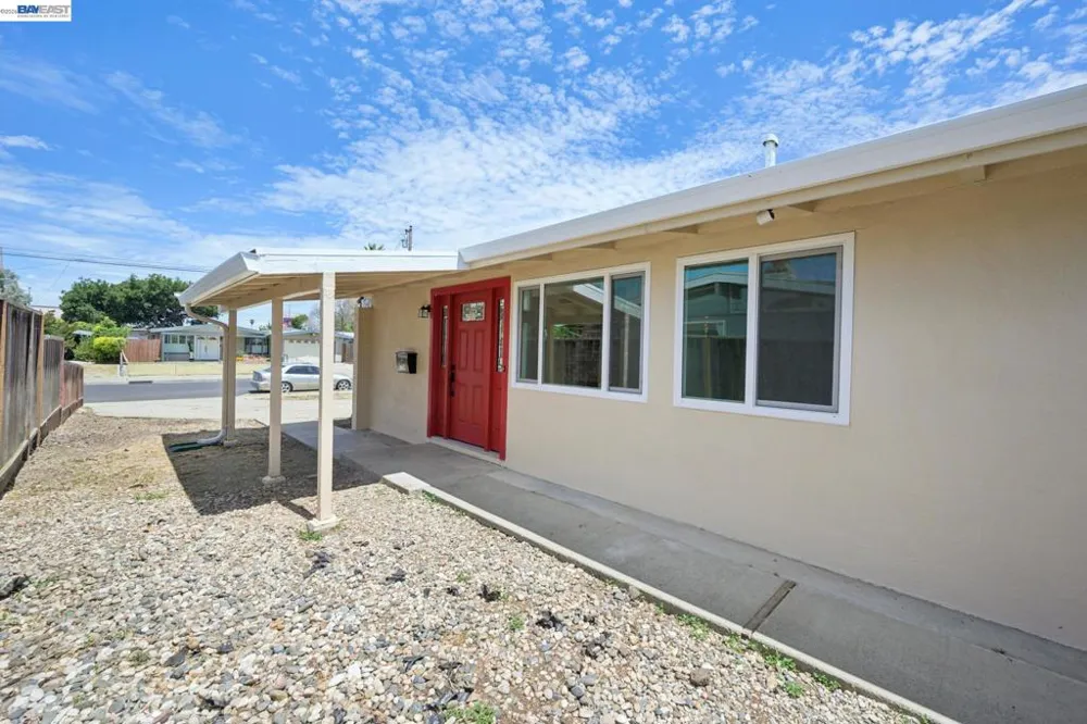 776 Poinciana St Hayward, CA 94545