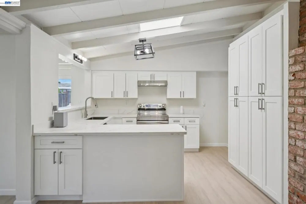 776 Poinciana St Hayward, CA 94545