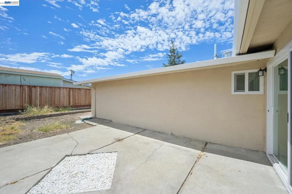 776 Poinciana St Hayward, CA 94545