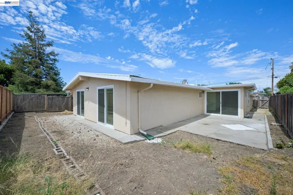 776 Poinciana St Hayward, CA 94545