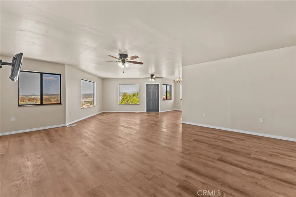 40585 Lakeshore Boulevard Aguanga, CA 92536