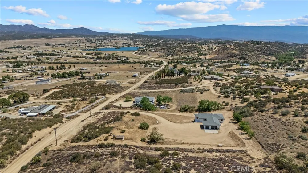 40585 Lakeshore Boulevard Aguanga, CA 92536