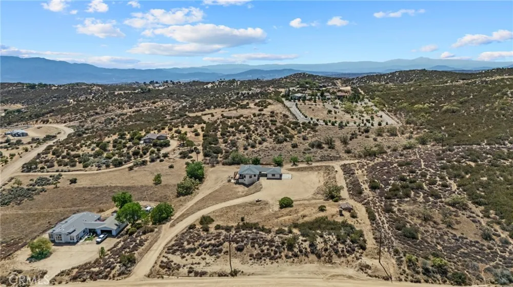 40585 Lakeshore Boulevard Aguanga, CA 92536