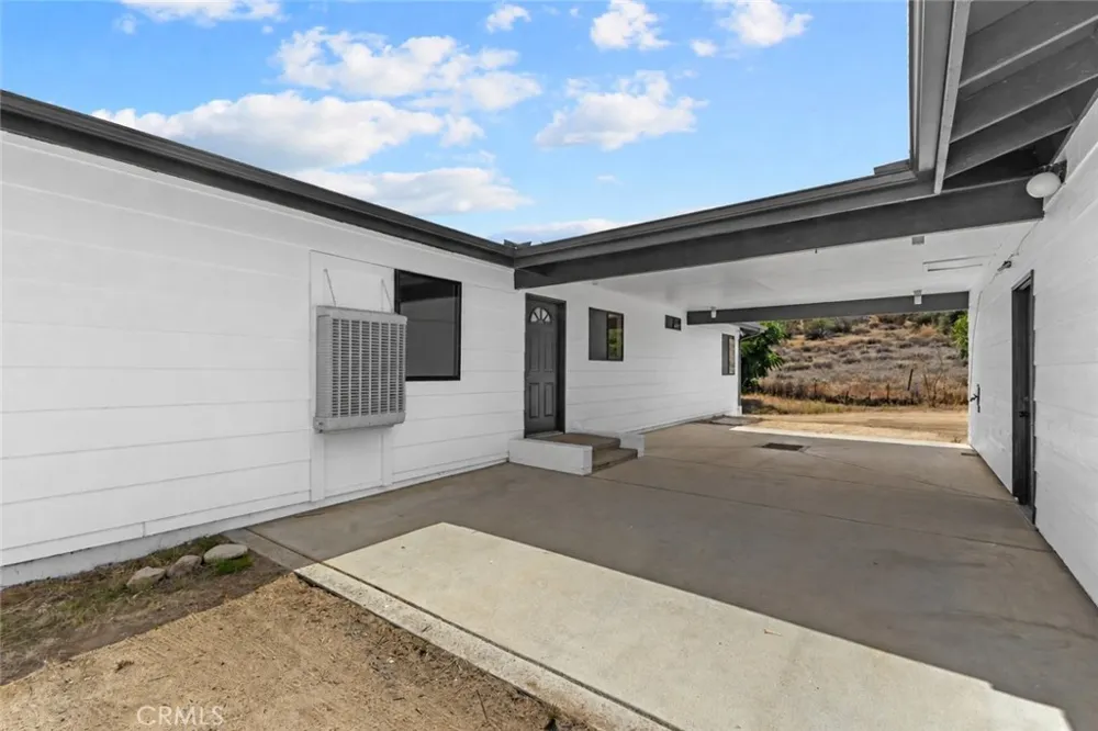 40585 Lakeshore Boulevard Aguanga, CA 92536