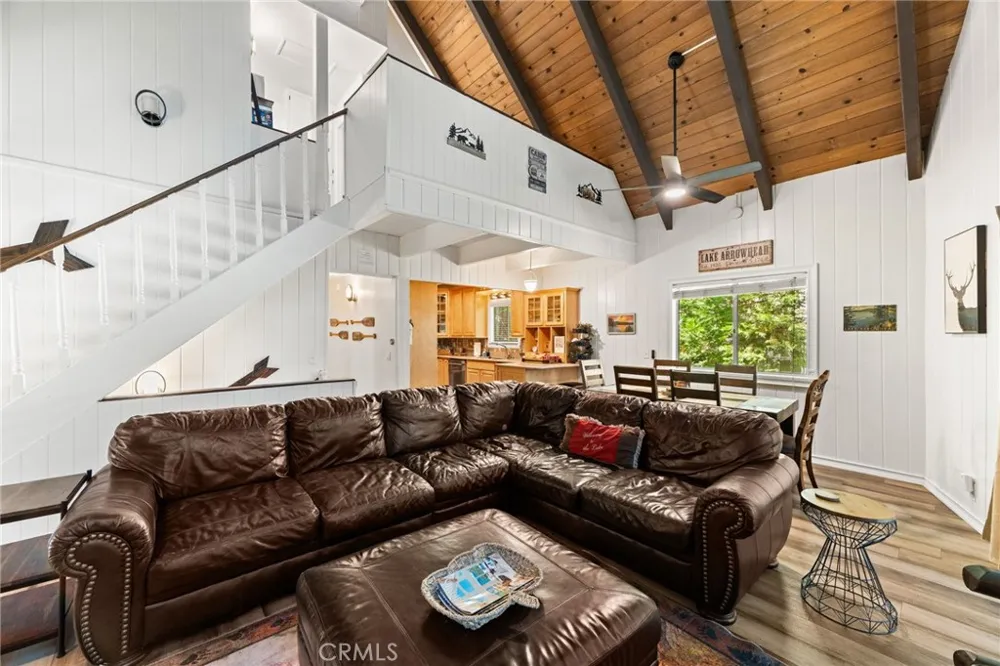 28577 Shenandoah Lake Arrowhead, CA 92352