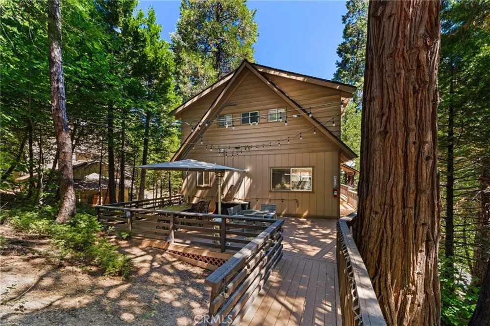 28577 Shenandoah Lake Arrowhead, CA 92352