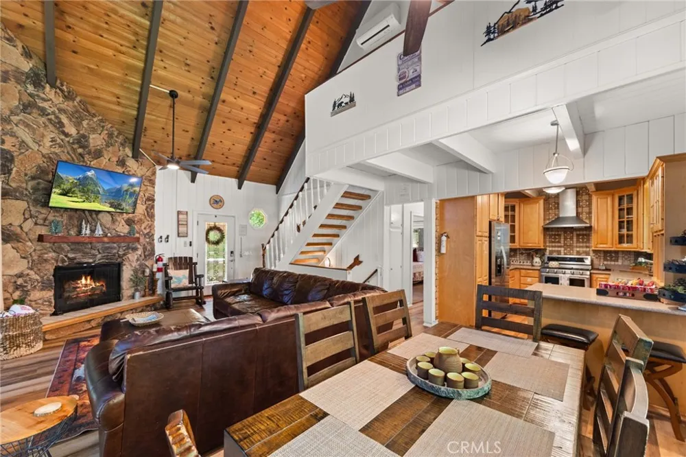 28577 Shenandoah Lake Arrowhead, CA 92352