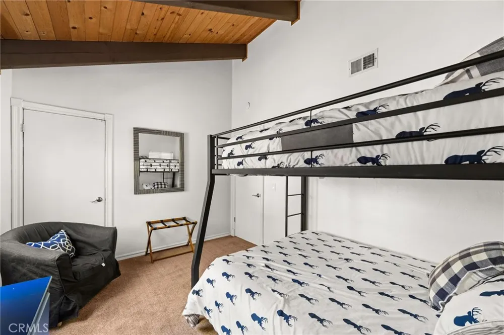 28577 Shenandoah Lake Arrowhead, CA 92352