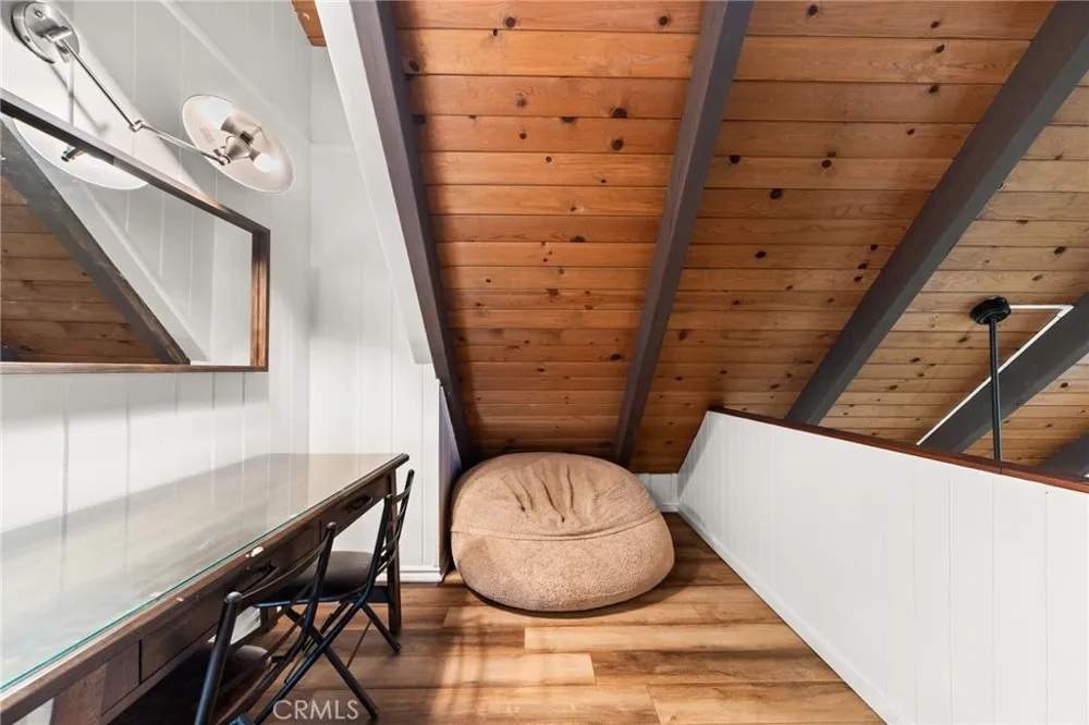 28577 Shenandoah Lake Arrowhead, CA 92352