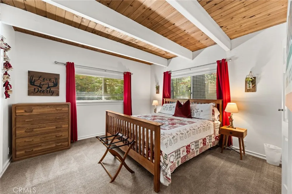 28577 Shenandoah Lake Arrowhead, CA 92352