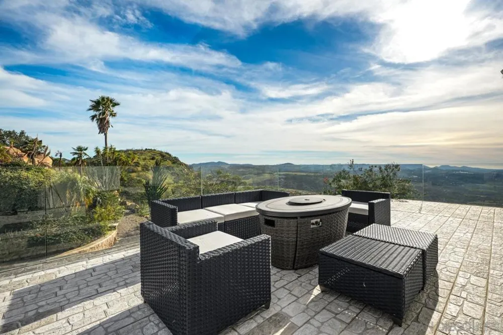 13155 McNally Road Valley Center, CA 92082
