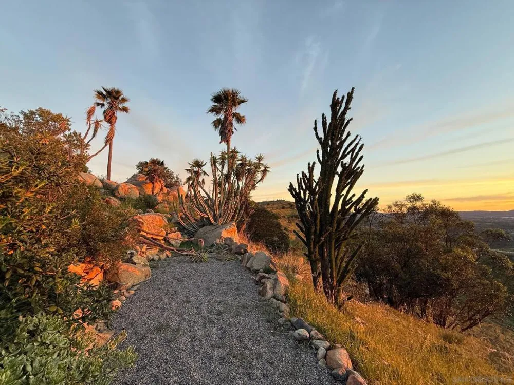 13155 McNally Road Valley Center, CA 92082