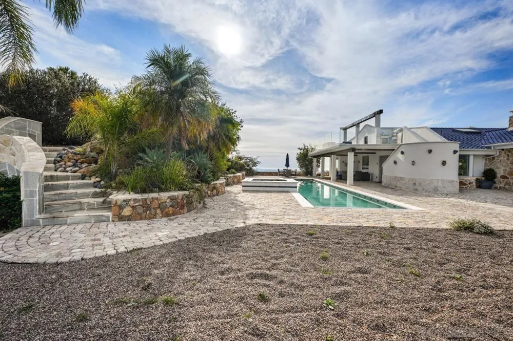 13155 McNally Road Valley Center, CA 92082