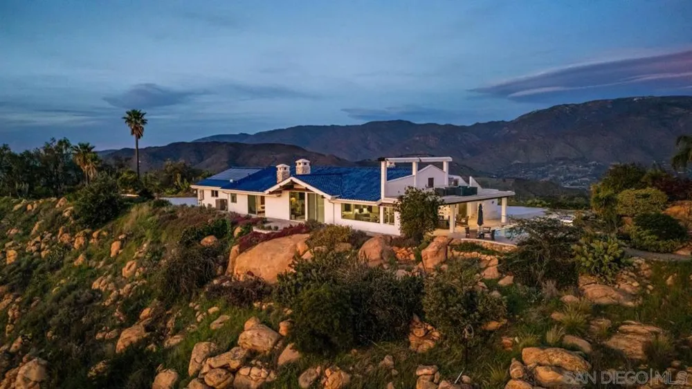 13155 McNally Road Valley Center, CA 92082
