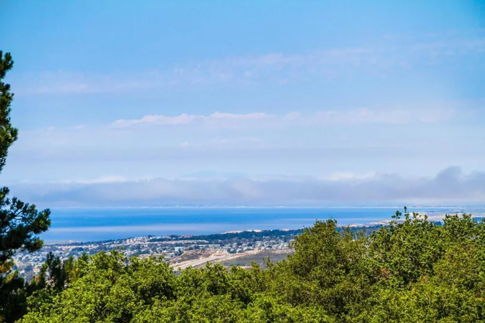 25600 Via Malpaso Carmel, CA 93923