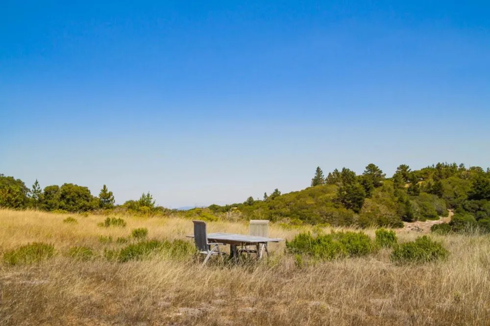 25600 Via Malpaso Carmel, CA 93923