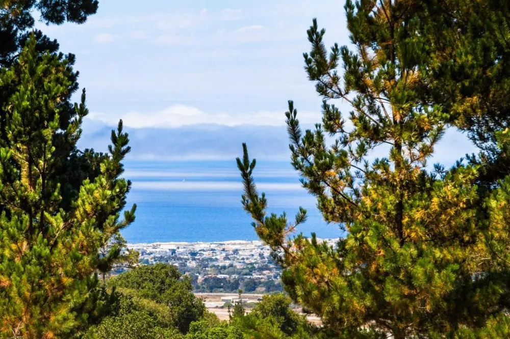 25600 Via Malpaso Carmel, CA 93923