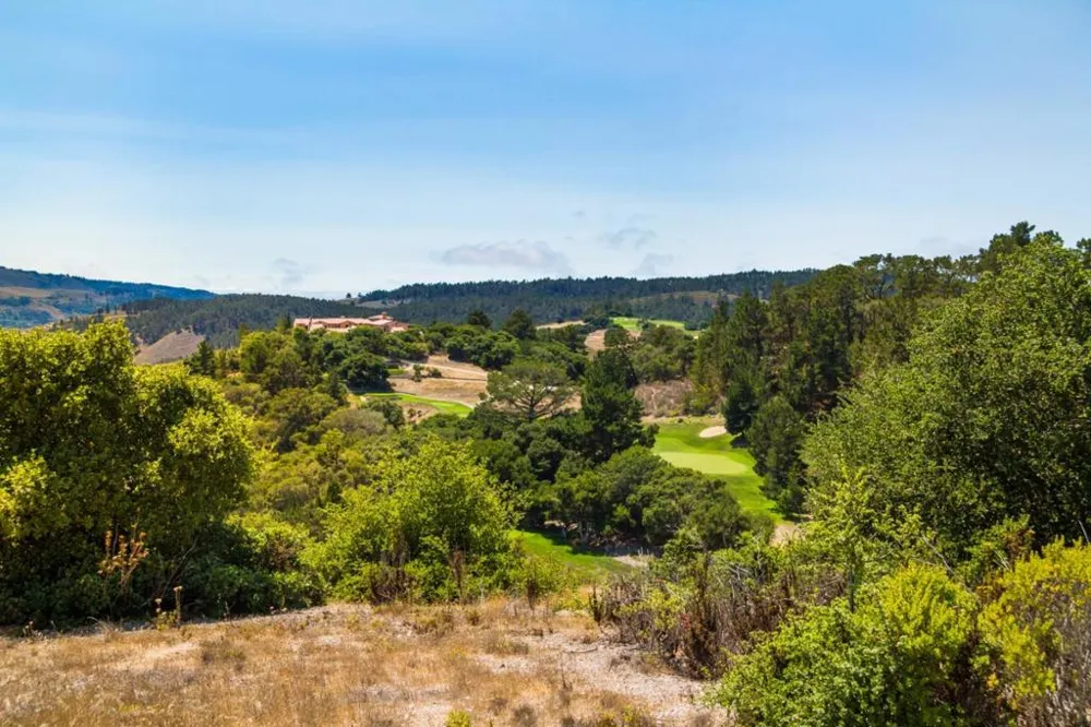 25600 Via Malpaso Carmel, CA 93923