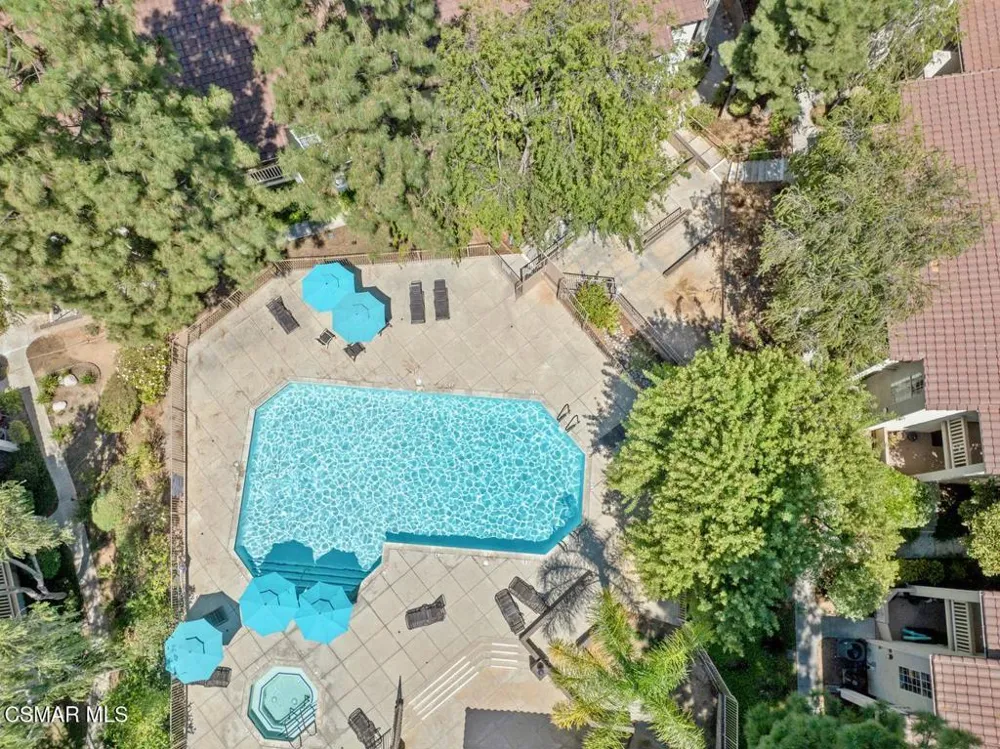 5837 Oak Bend Lane #310 Oak Park, CA 91377