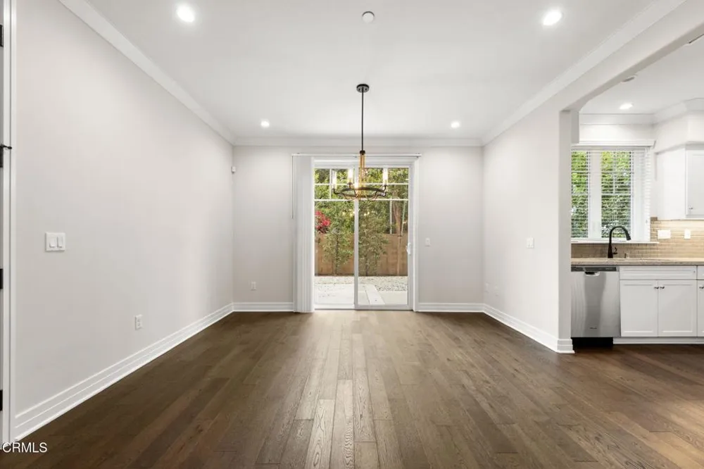 902 W Colorado Boulevard #D Monrovia, CA 91016