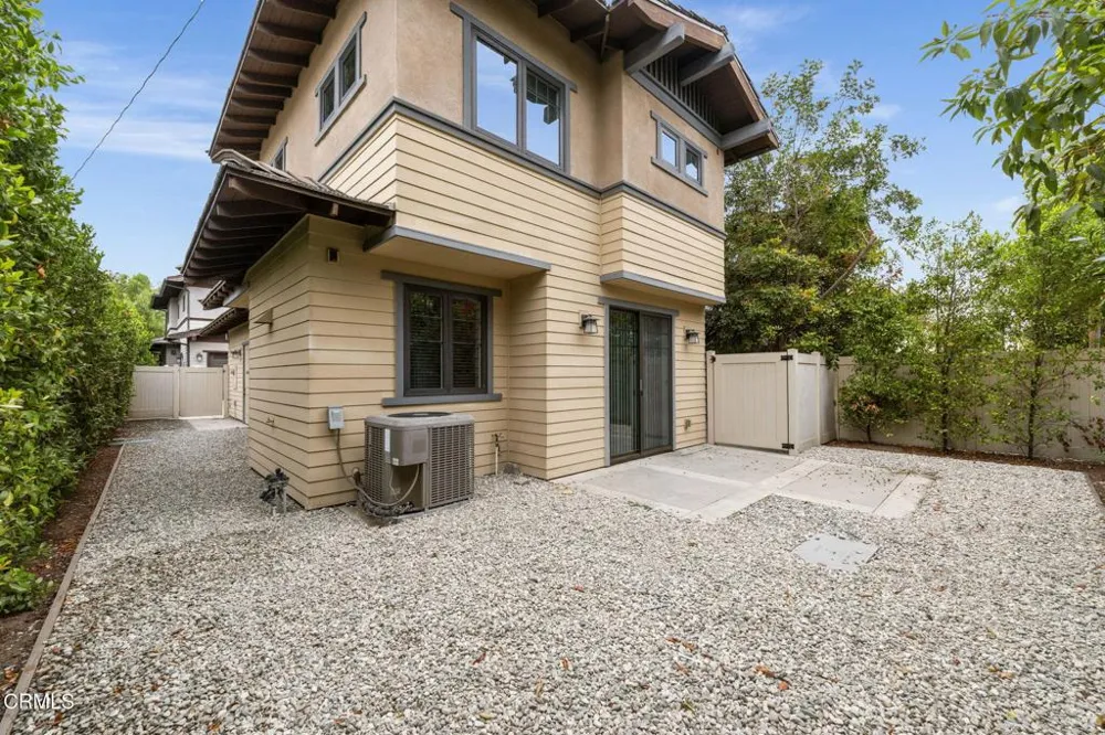 902 W Colorado Boulevard #D Monrovia, CA 91016