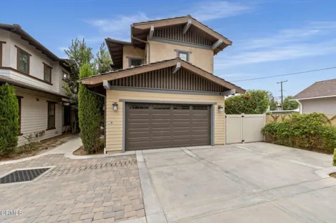 902 W Colorado Boulevard #D