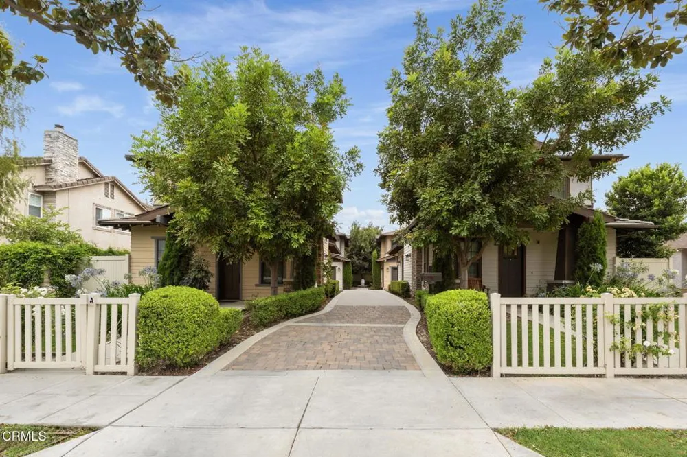 902 W Colorado Boulevard #D Monrovia, CA 91016