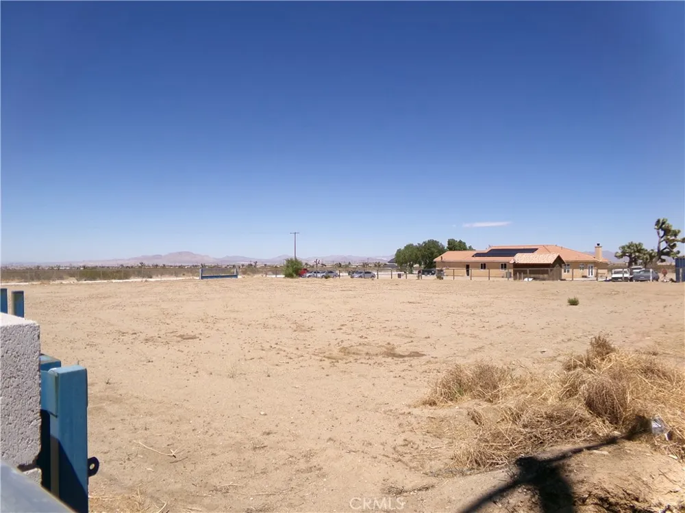 Joshua Dell Victorville, CA 91371