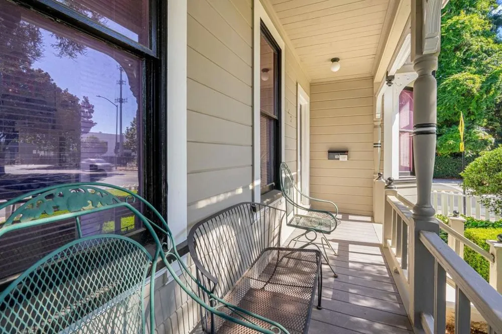 142 Central Avenue Campbell, CA 95008