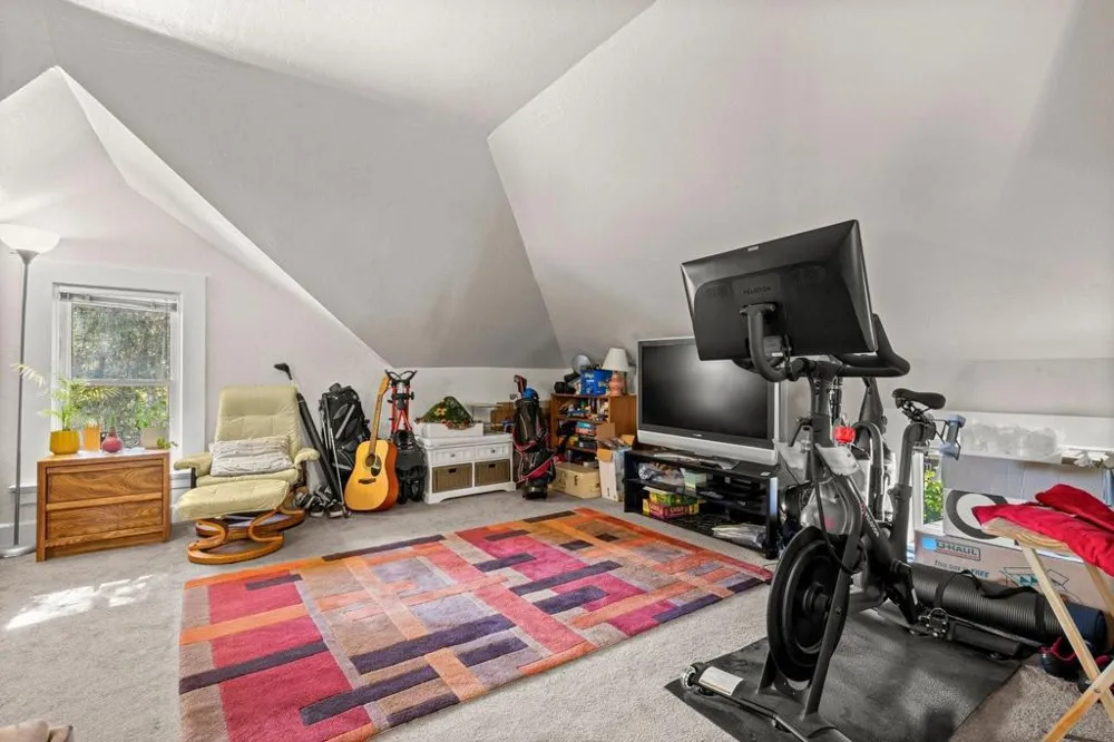 142 Central Avenue Campbell, CA 95008
