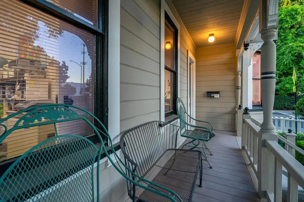142 Central Avenue Campbell, CA 95008