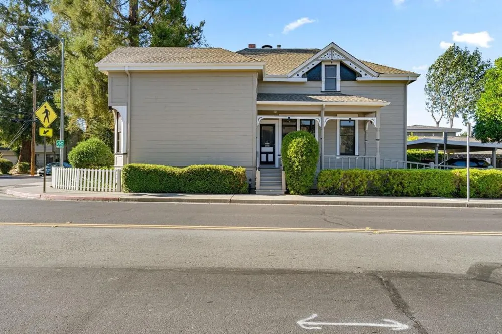 142 Central Avenue Campbell, CA 95008