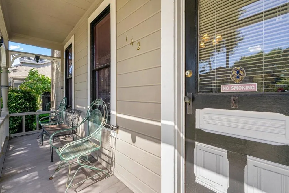 142 Central Avenue Campbell, CA 95008