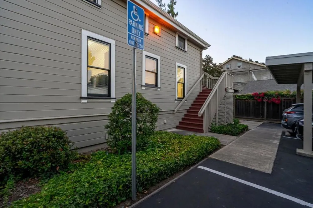 142 Central Avenue Campbell, CA 95008
