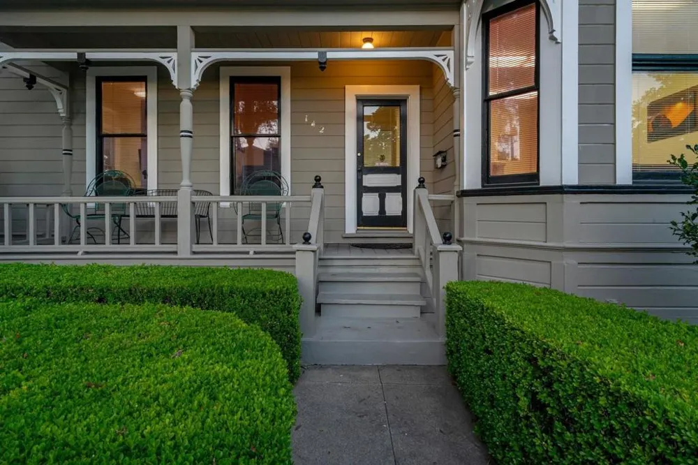 142 Central Avenue Campbell, CA 95008