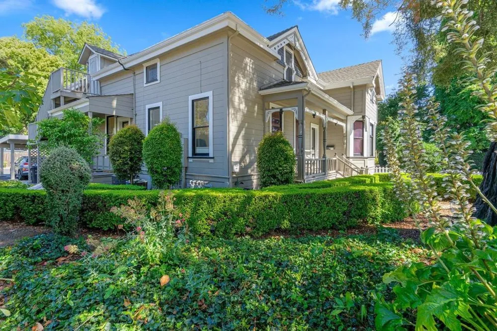 142 Central Avenue Campbell, CA 95008