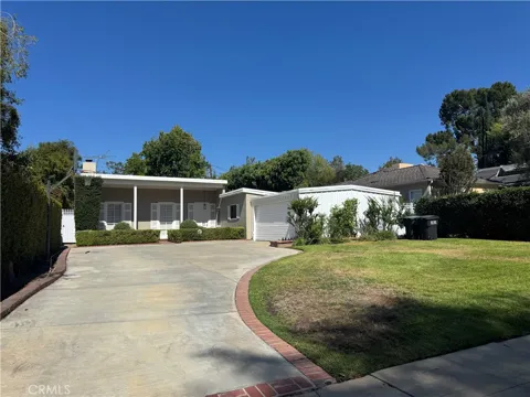 565 Sierra Vista
