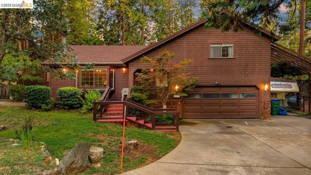22896 East Ave Twain Harte, CA 95383