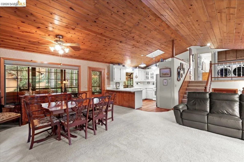 22896 East Ave Twain Harte, CA 95383