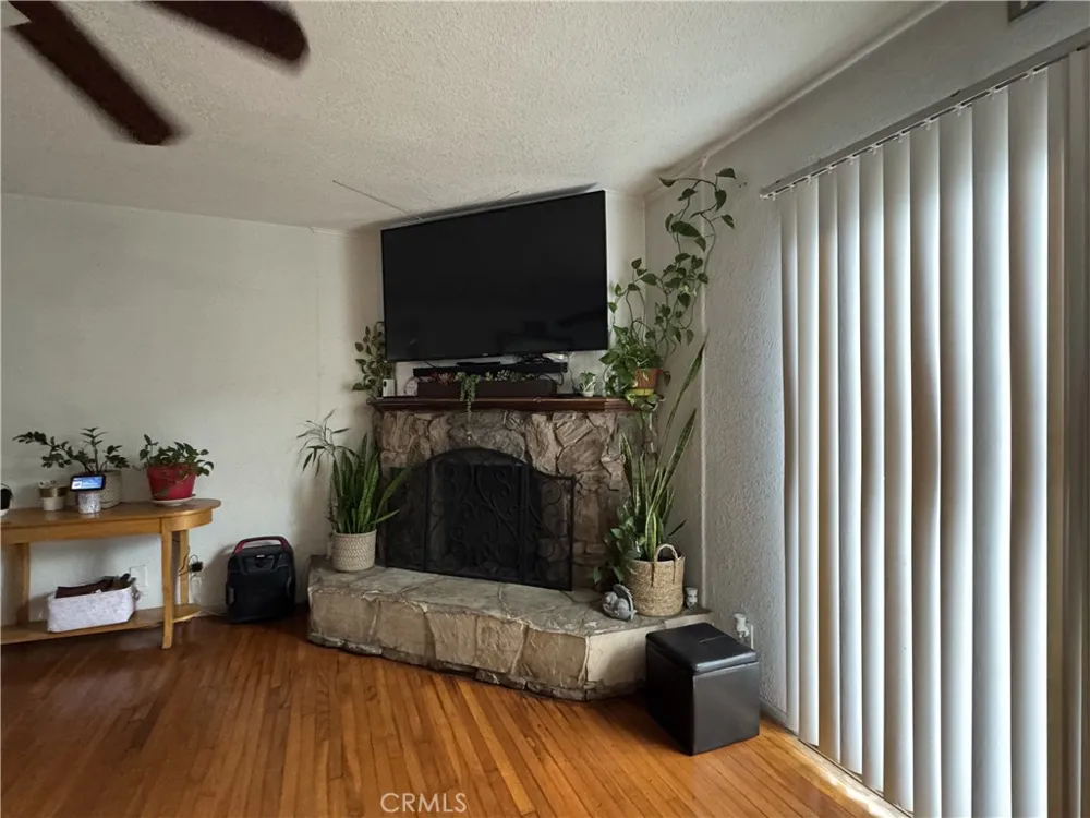 6170 Downey Avenue Long Beach, CA 90805