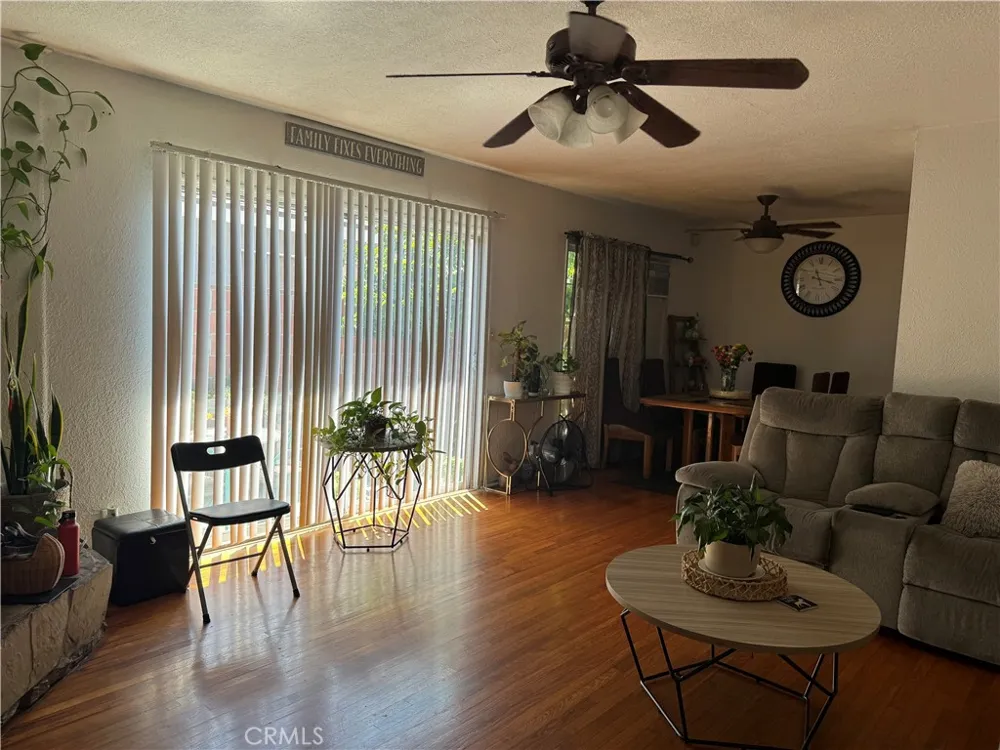 6170 Downey Avenue Long Beach, CA 90805