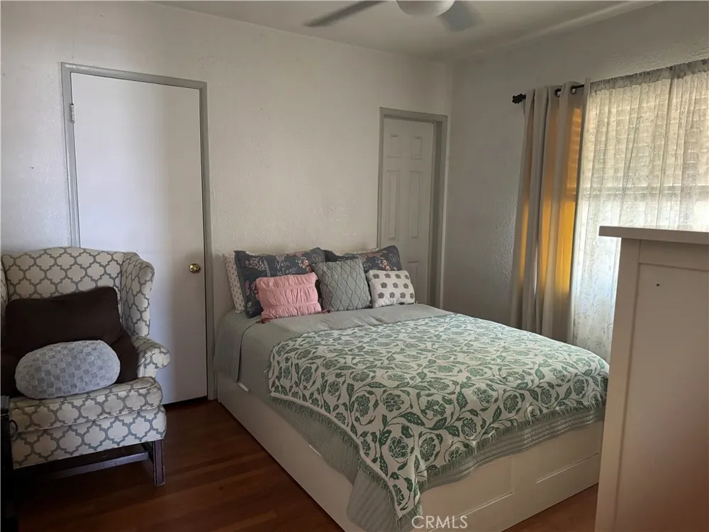 6170 Downey Avenue Long Beach, CA 90805