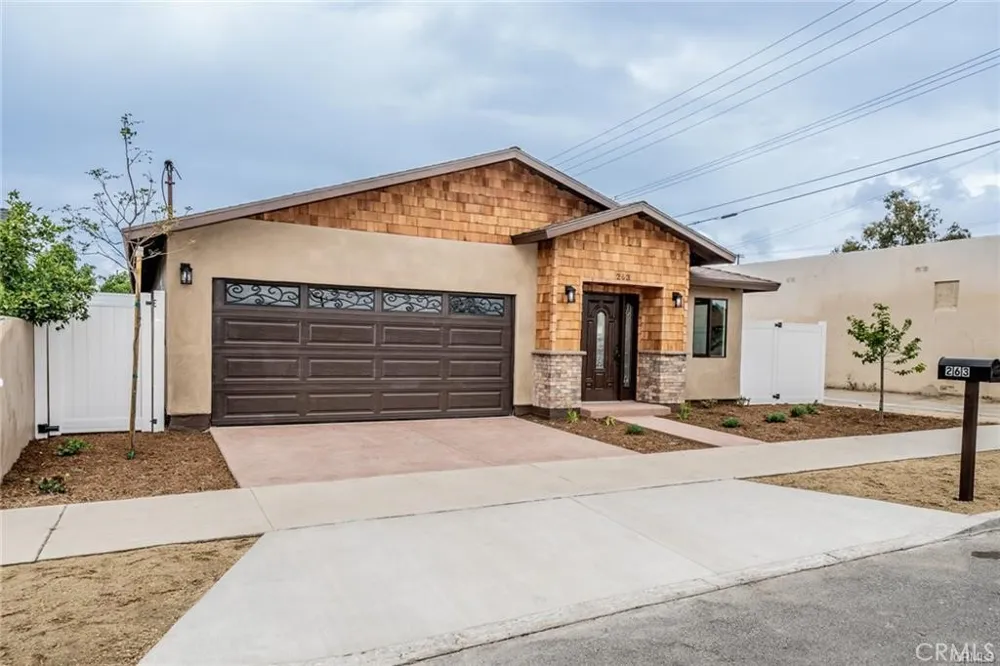 263 S 7th Street Colton, CA 92324