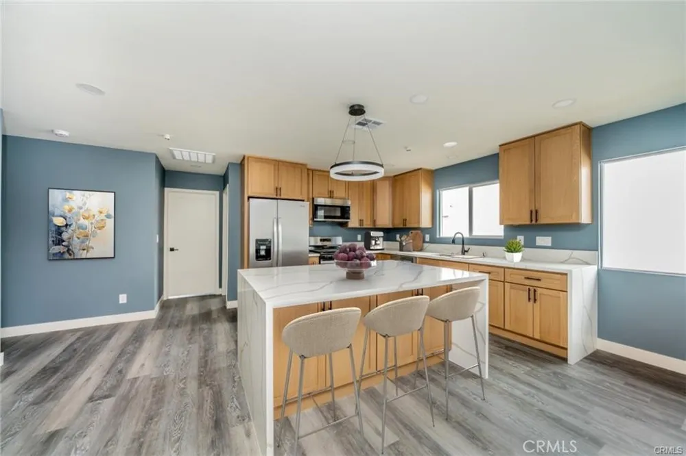 263 S 7th Street Colton, CA 92324