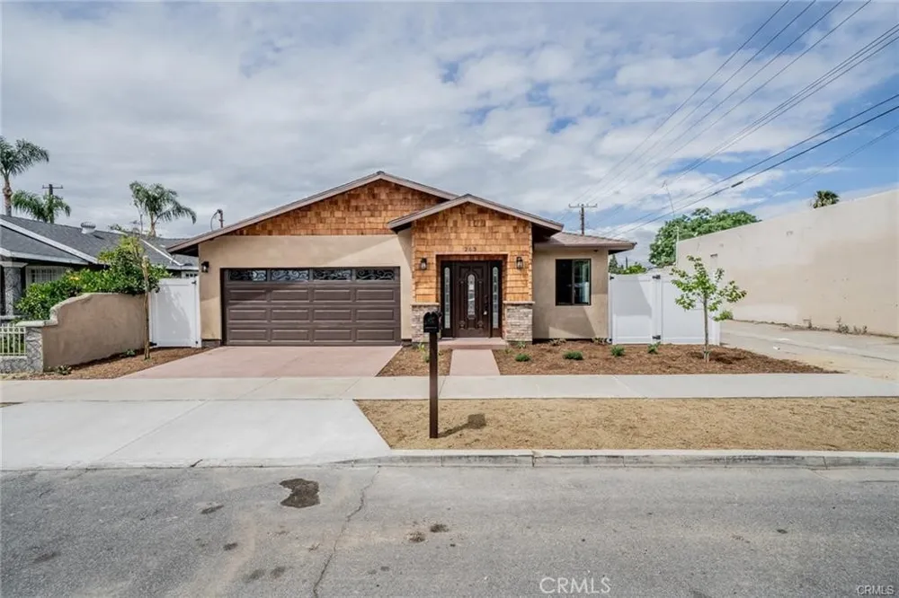 263 S 7th Street Colton, CA 92324