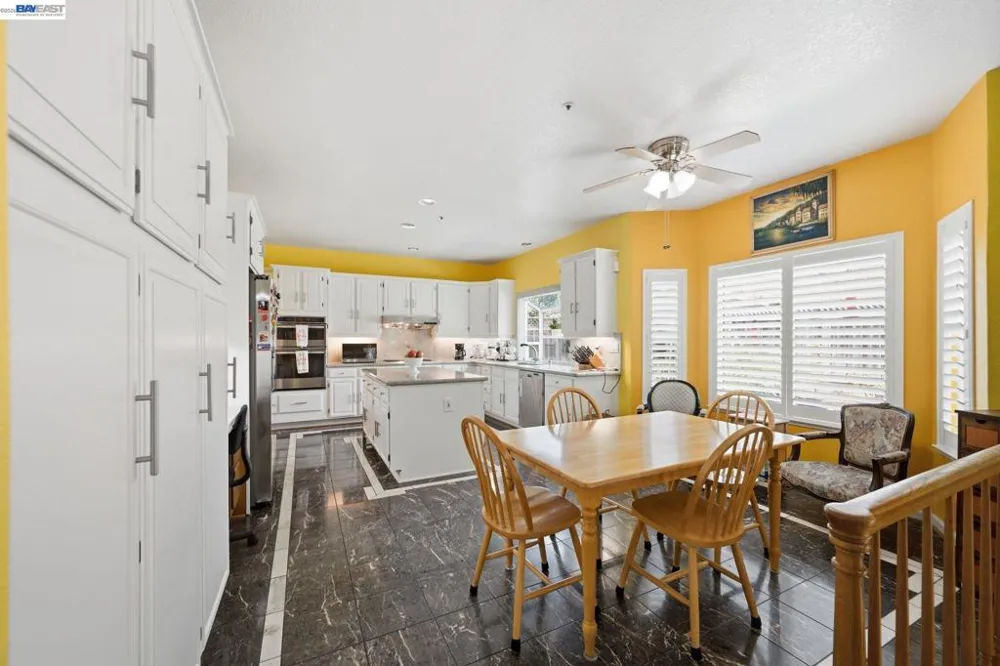 32219 Allison Dr Union City, CA 94587