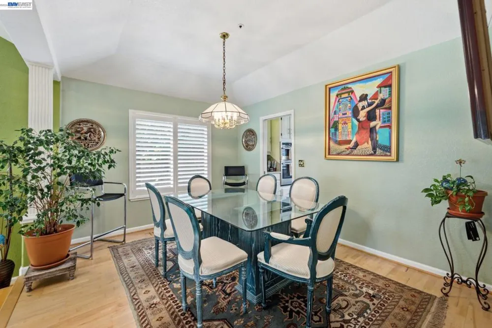 32219 Allison Dr Union City, CA 94587